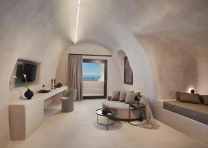 Divine Boutique Cave Experience