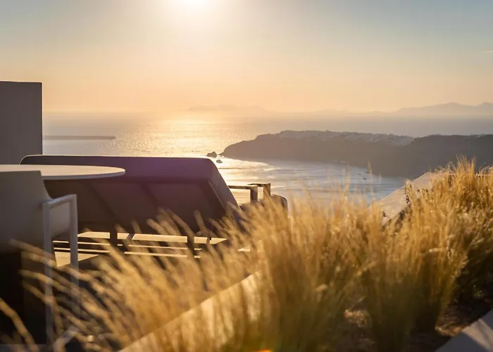 מלון Divine Boutique Cave Experience 3*