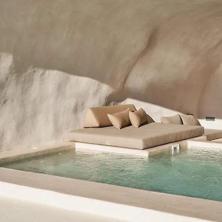 Divine Boutique Cave Experience 3*