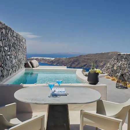 Divine Boutique Cave Experience Hotel Imerovigli (Santorini)