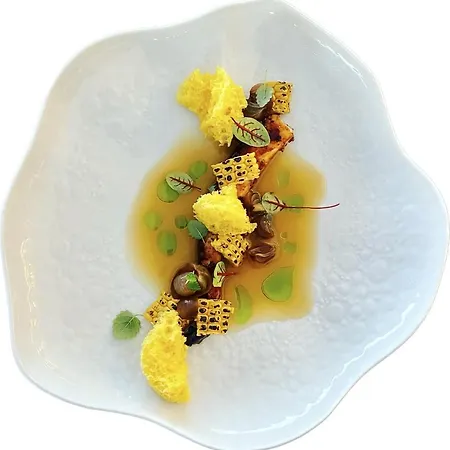 Divine Cave Experience 3* 이메로비글리