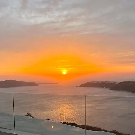 Отель Divine Boutique Cave Experience