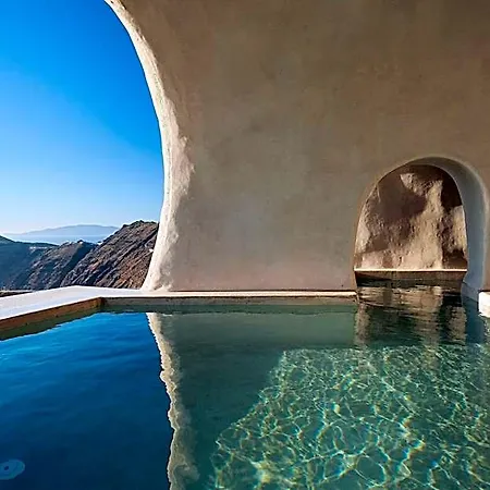 Divine Boutique Cave Experience 3* 이메로비글리