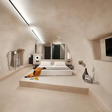 Divine Boutique Cave Experience