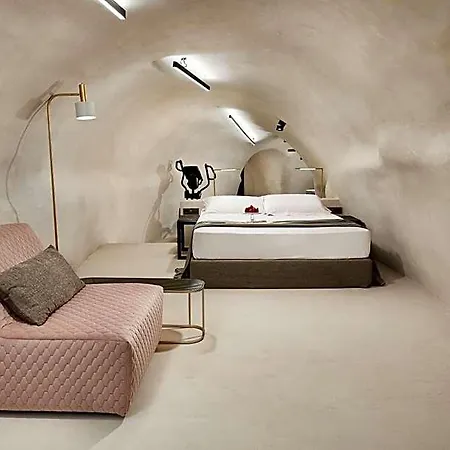 Divine Boutique Cave Experience 3* 이메로비글리