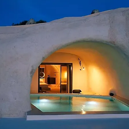 Divine Boutique Cave Experience Hotel Imerovigli (Santorini)