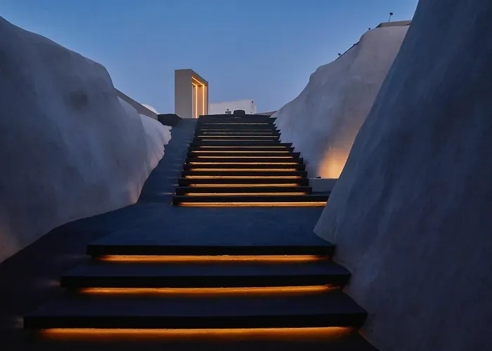 Hotel Divine Cave Experience 3*