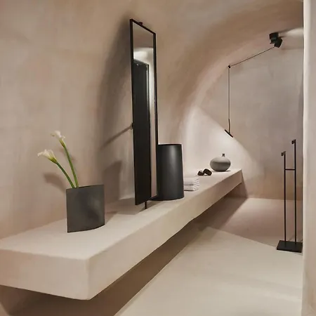 Divine Cave Experience Hotel