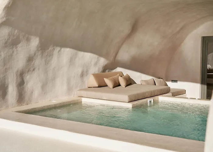 Divine Boutique Cave Experience 3*