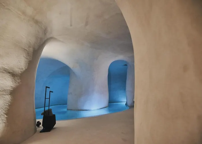 Divine Boutique Cave Experience Hotell