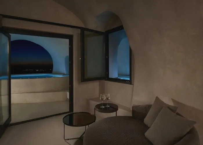 Divine Boutique Cave Experience Hotell 3*