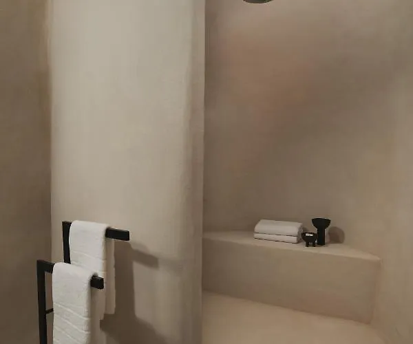 Divine Cave Experience Imerovígli