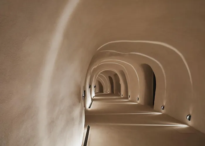 Отель Divine Cave Experience