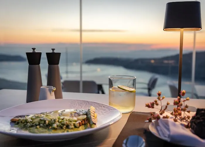 Divine Boutique Cave Experience Hotel Imerovigli (Santorini)